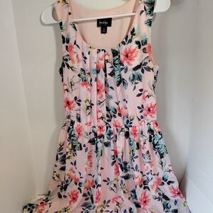 By&By Size Medium Pink Flowy Floral Cute Short Sleeved Feminine Dress